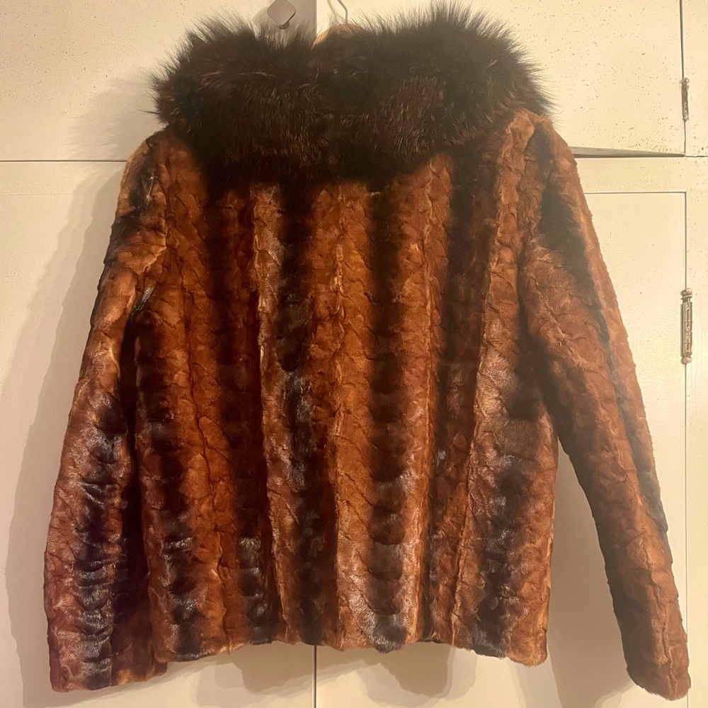 Beautiful Sheared Mink And Fox Collar Jacket. - image 2